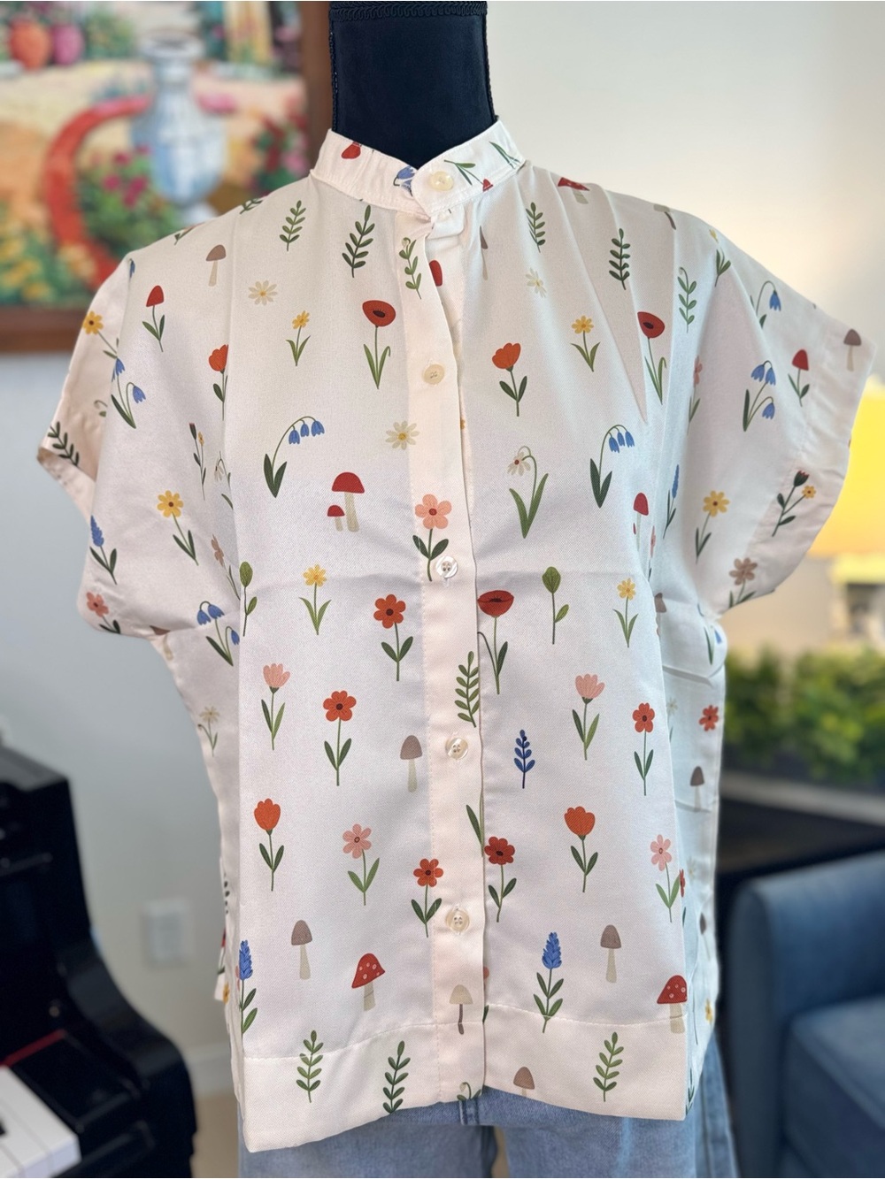 Floral Print Button-Front Top - Picture 3 of 13